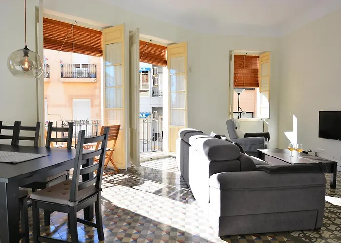Historic Apartment By Mercado Central By Nras